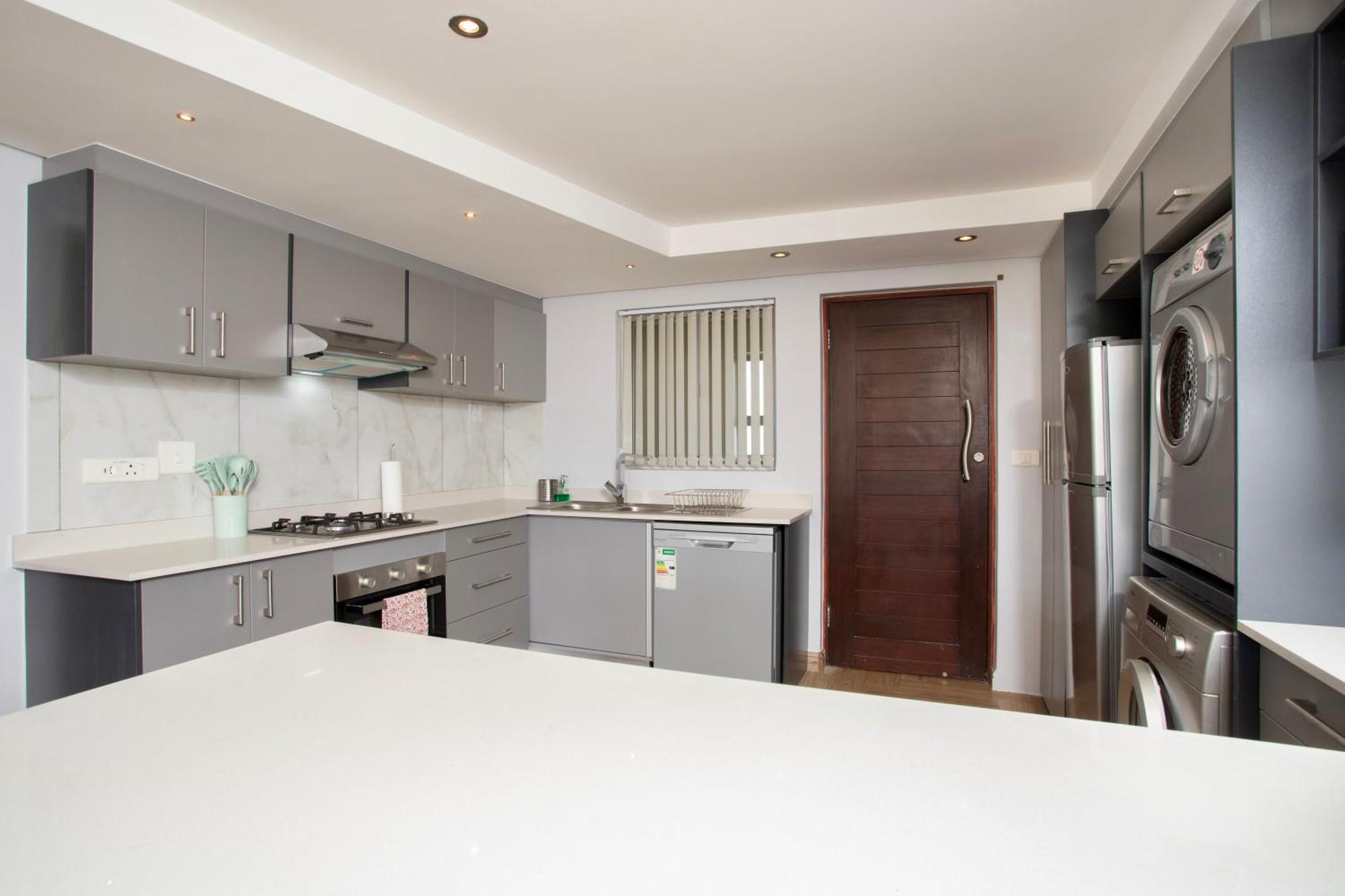 Nautica 410 By Mountain City Investments Mossel Bay Kültér fotó