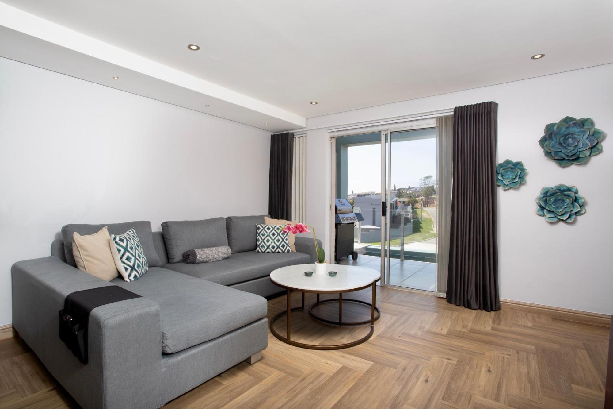 Nautica 410 By Mountain City Investments Mossel Bay Kültér fotó
